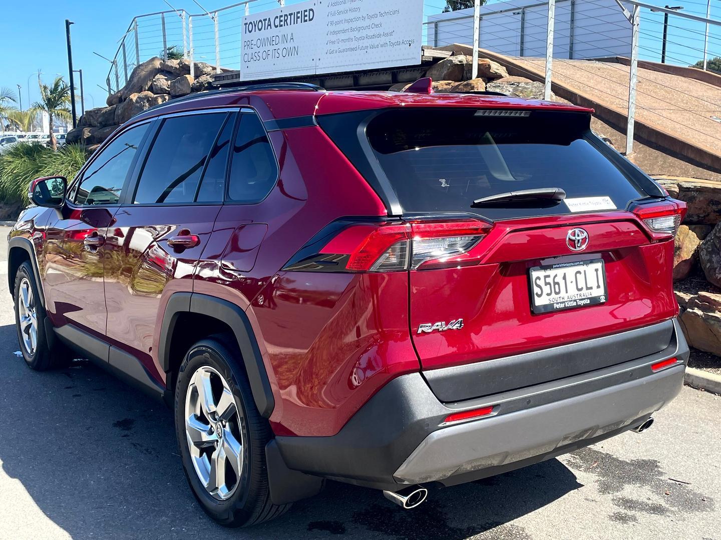2021 Toyota RAV4 GXL-2WD in Red