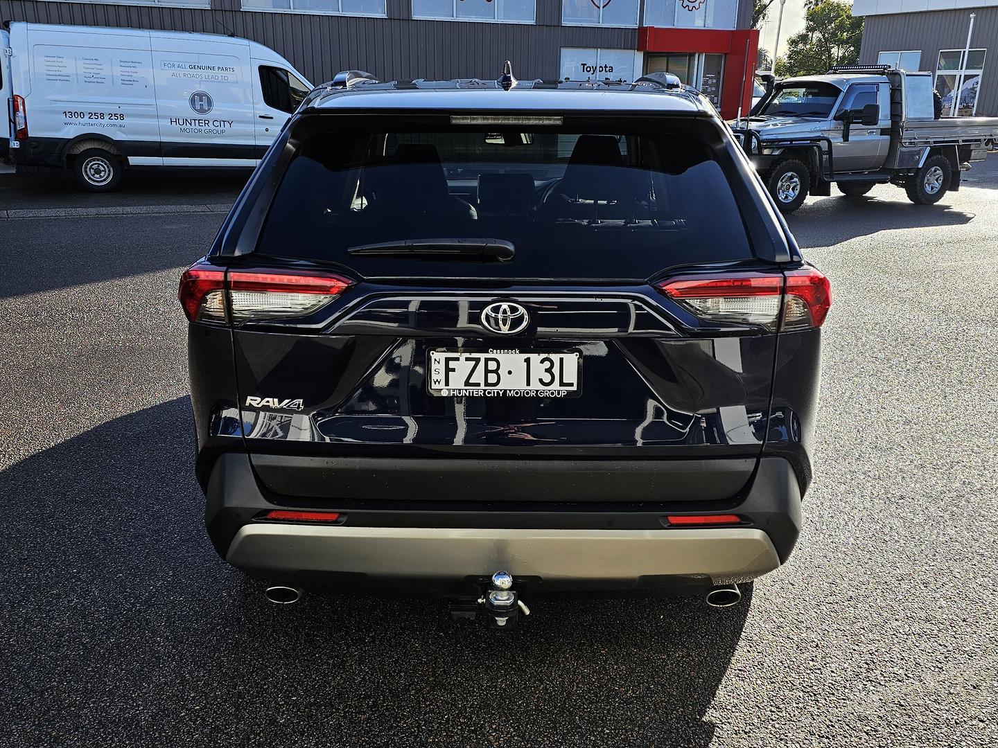 2022 Toyota RAV4 GXL-2WD in Blue