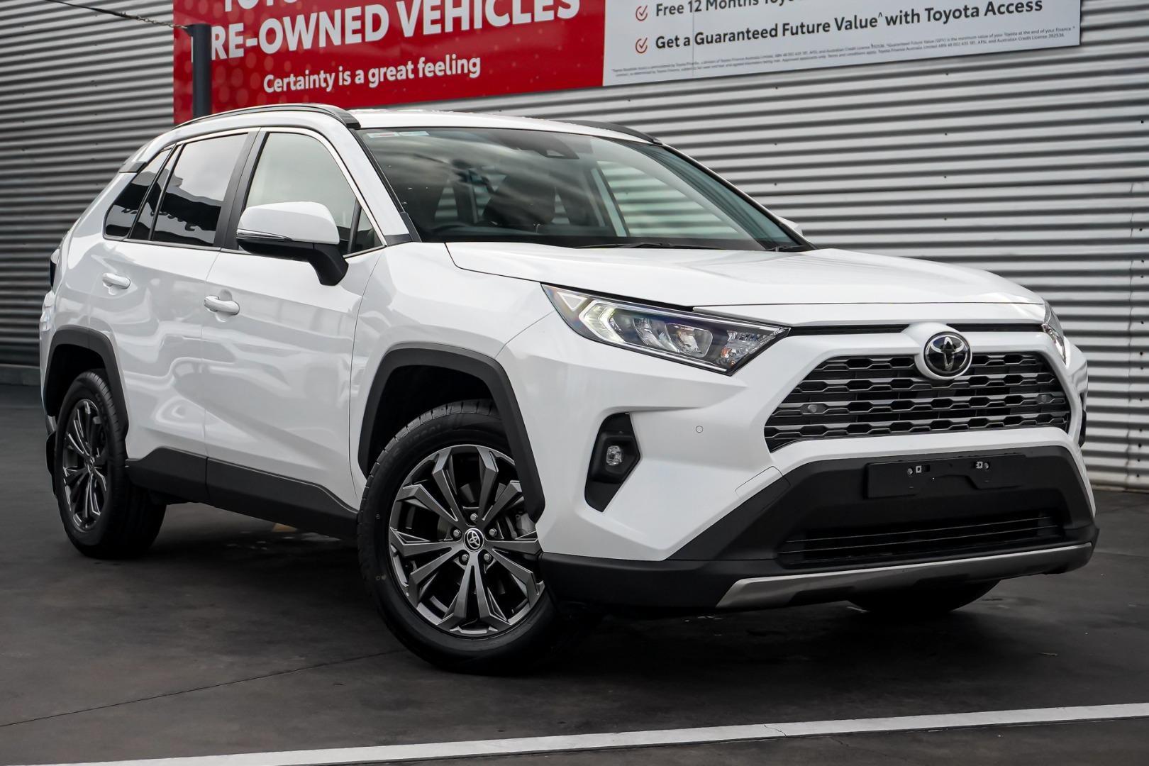 2024 Toyota RAV4 GXL-2WD in White