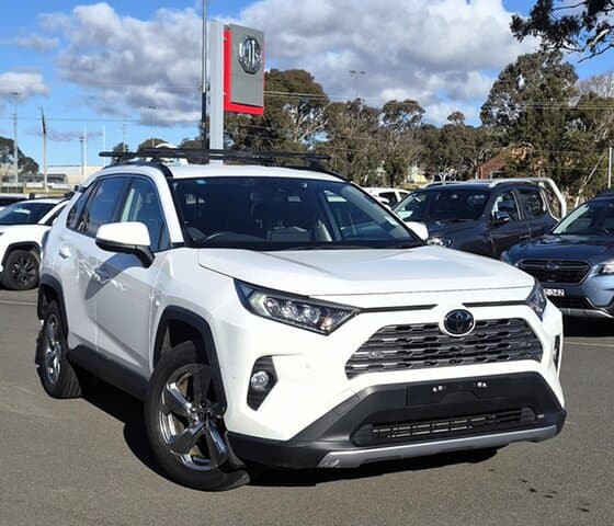 2021 Toyota RAV4 GXL-2WD in White