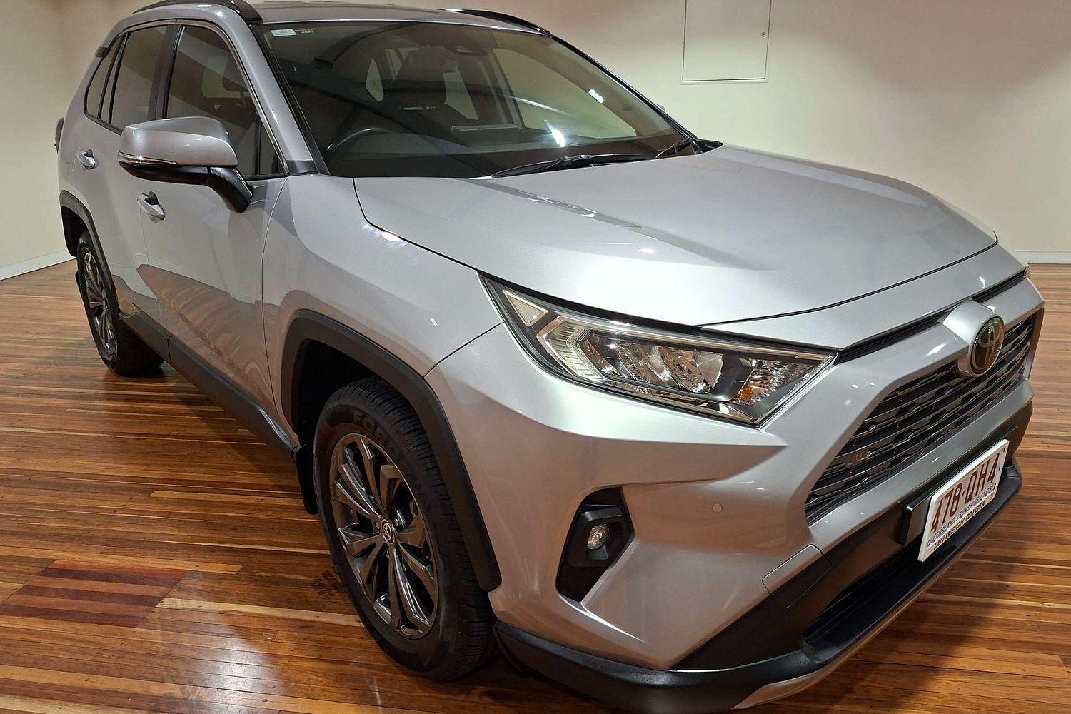 2022 Toyota RAV4 GXL-2WD in Silver