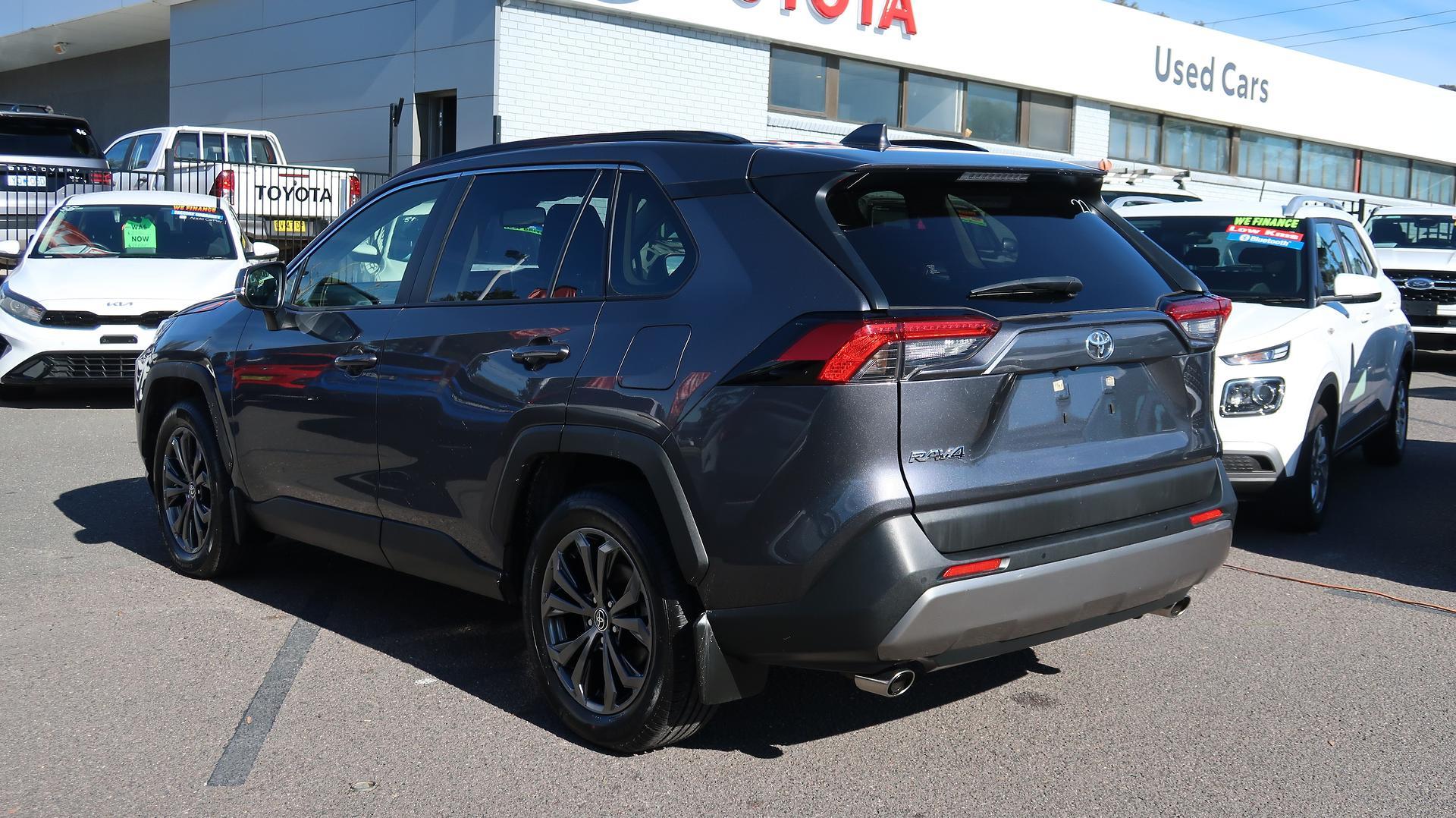 2024 Toyota RAV4 GXL-2WD in Silver