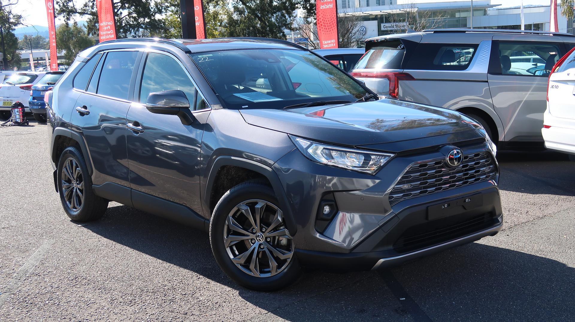 2024 Toyota RAV4 GXL-2WD in Silver