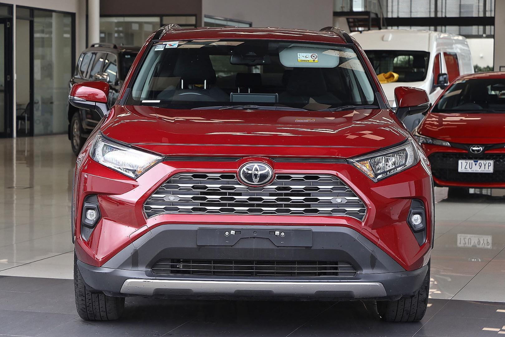 2024 Toyota RAV4 GXL-2WD in Red