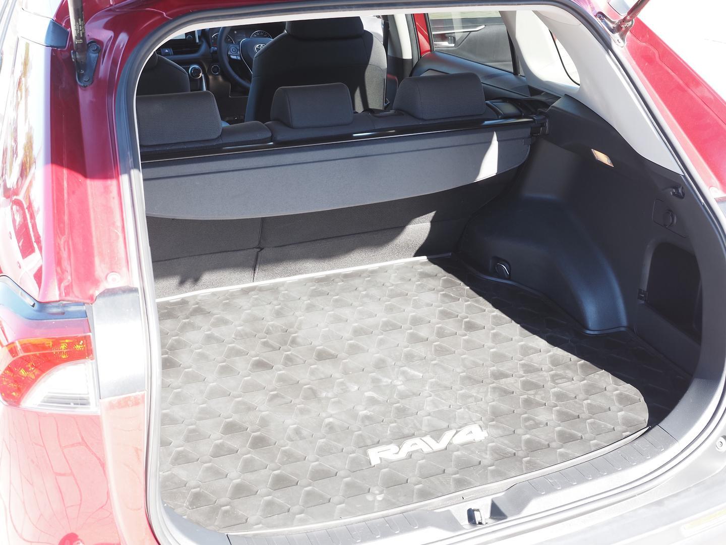 2019 Toyota RAV4 GXL-2WD in Red
