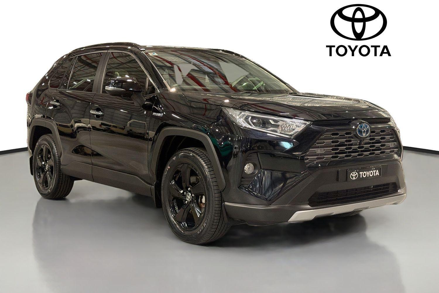 2020 Toyota RAV4 Cruiser 2WD in Black