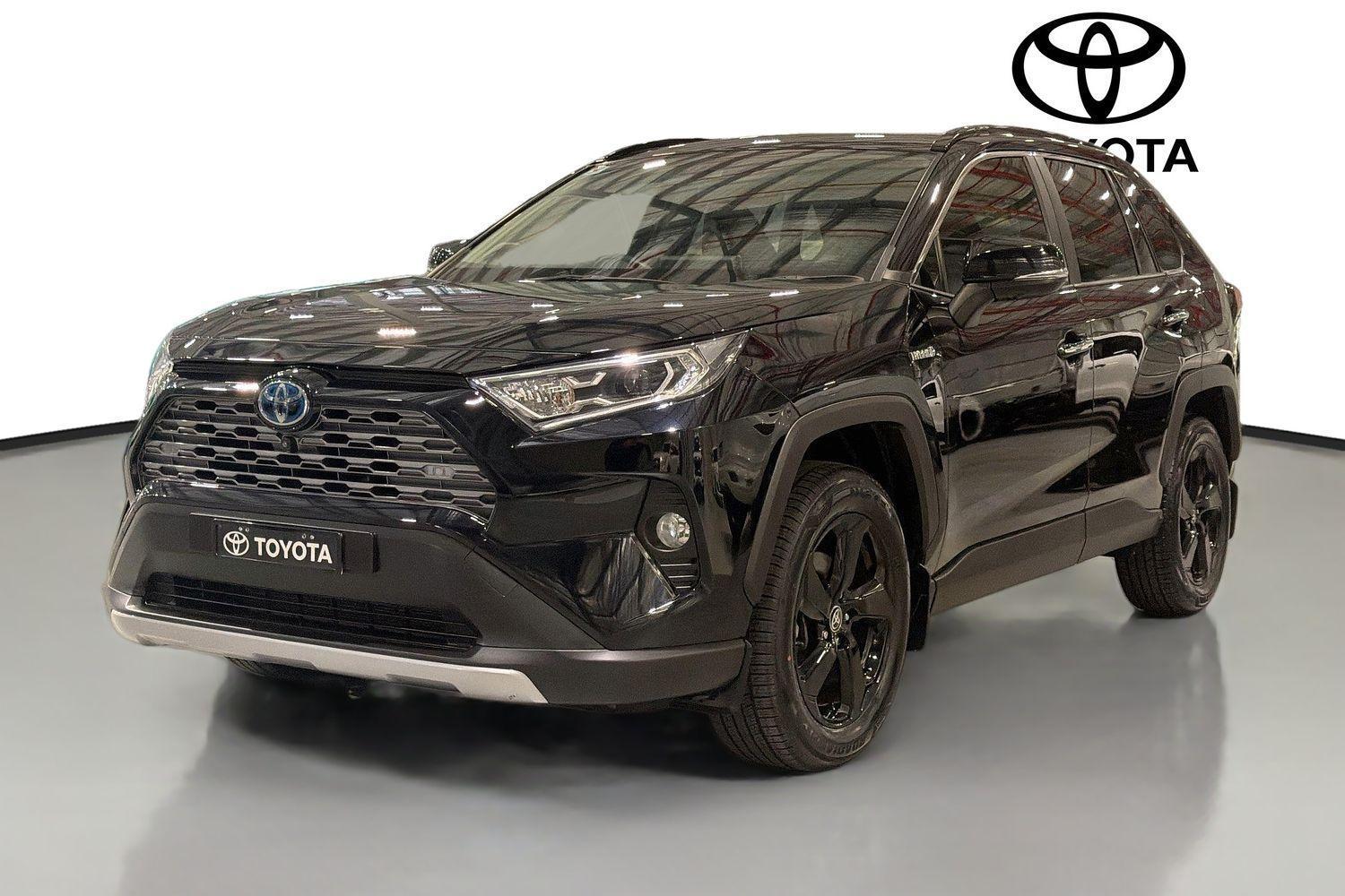 2020 Toyota RAV4 Cruiser 2WD in Black