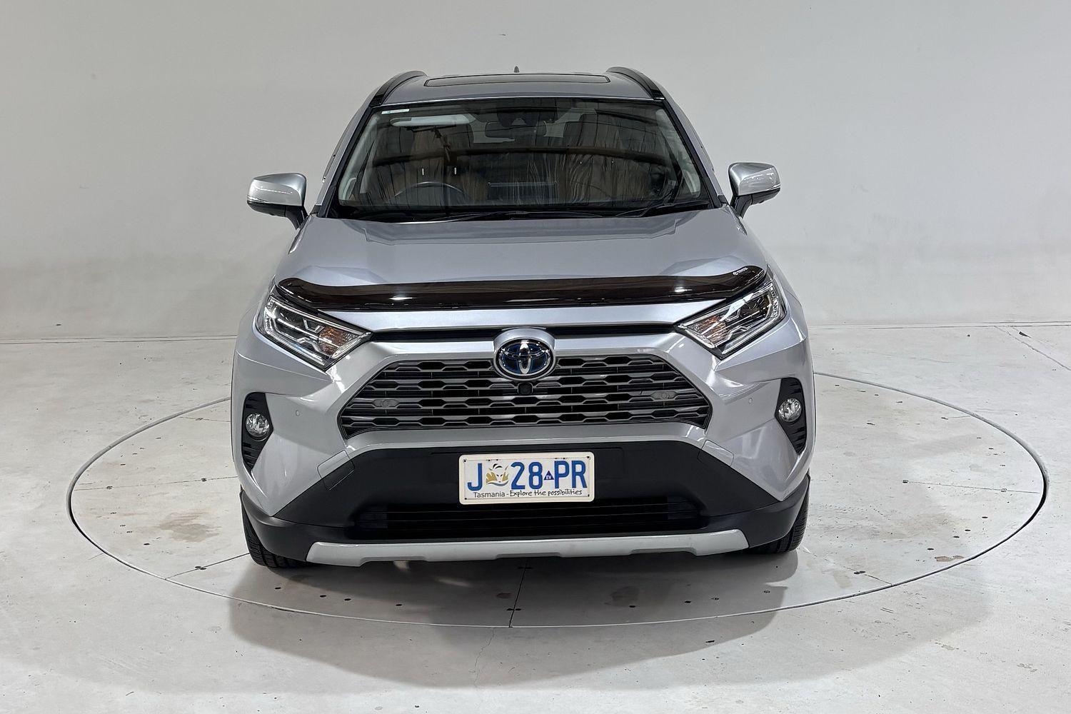 2021 Toyota RAV4 Cruiser 2WD in Silver