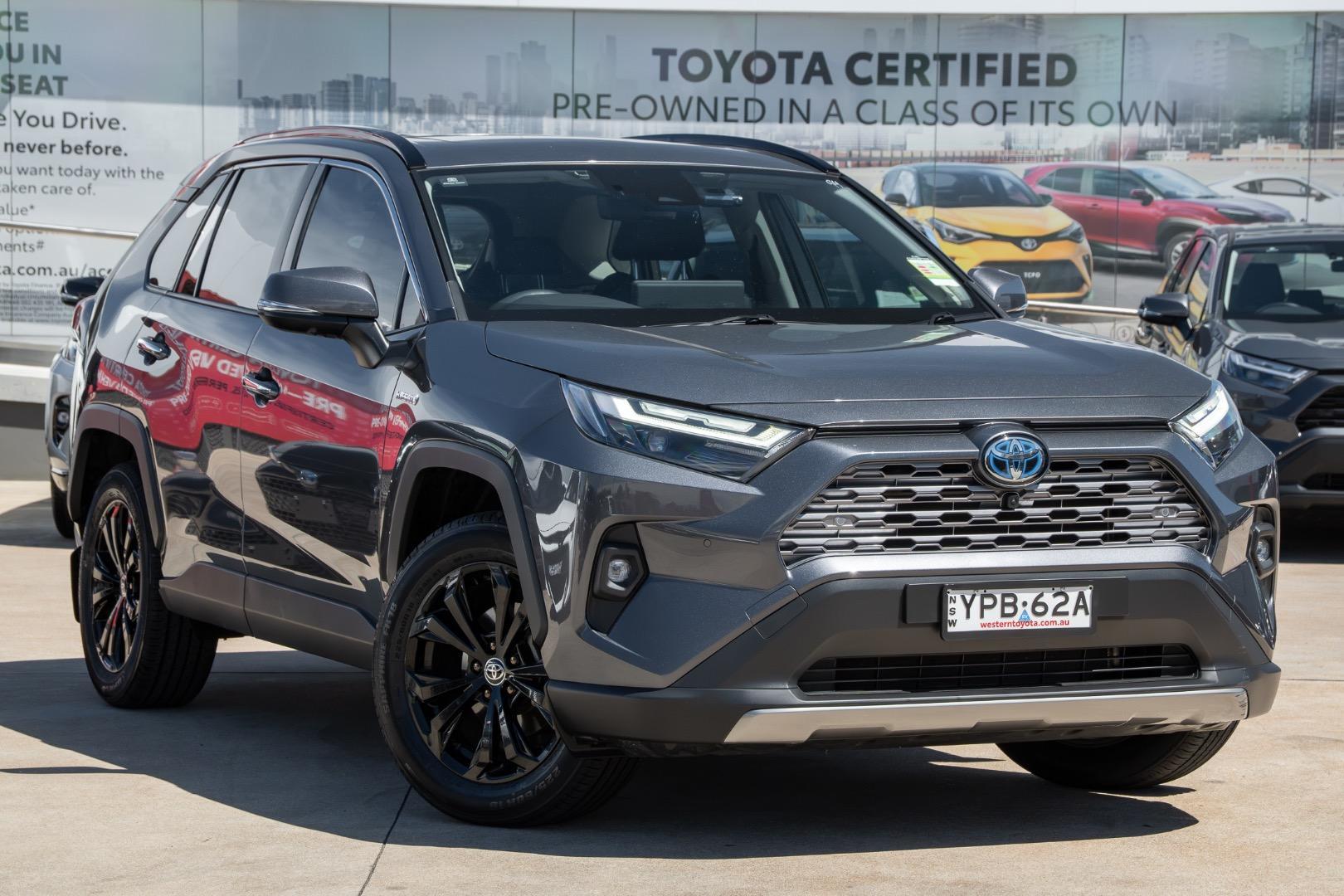 2024 Toyota RAV4 Cruiser 2WD in Silver