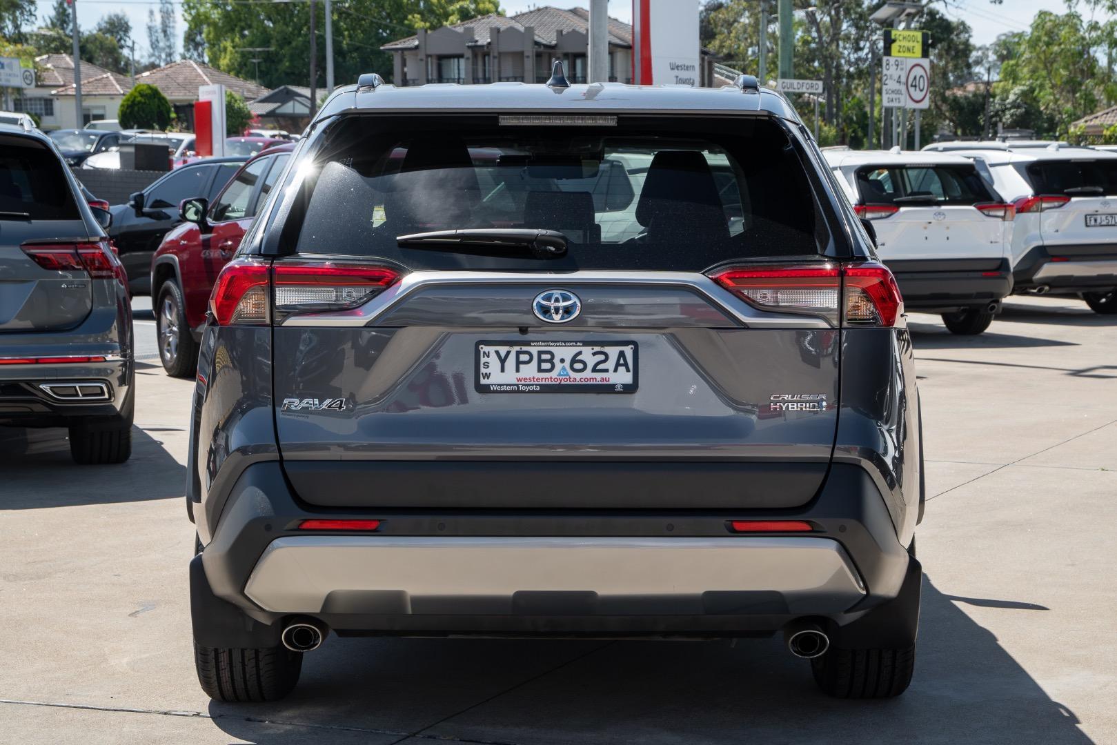 2024 Toyota RAV4 Cruiser 2WD in Silver