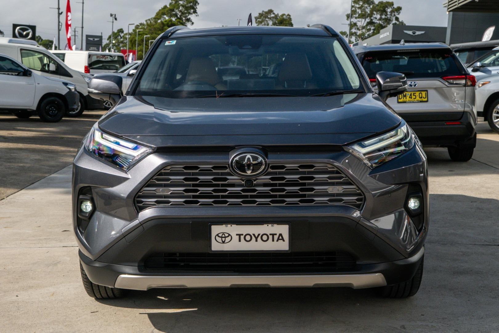2024 Toyota RAV4 Cruiser 2WD in Silver