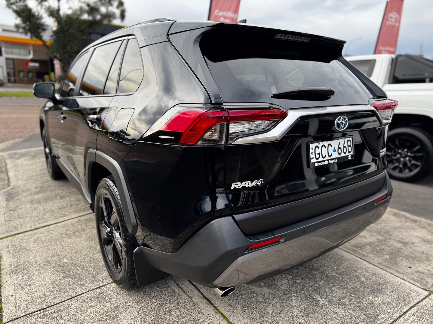 2021 Toyota RAV4 Cruiser 2WD in Black