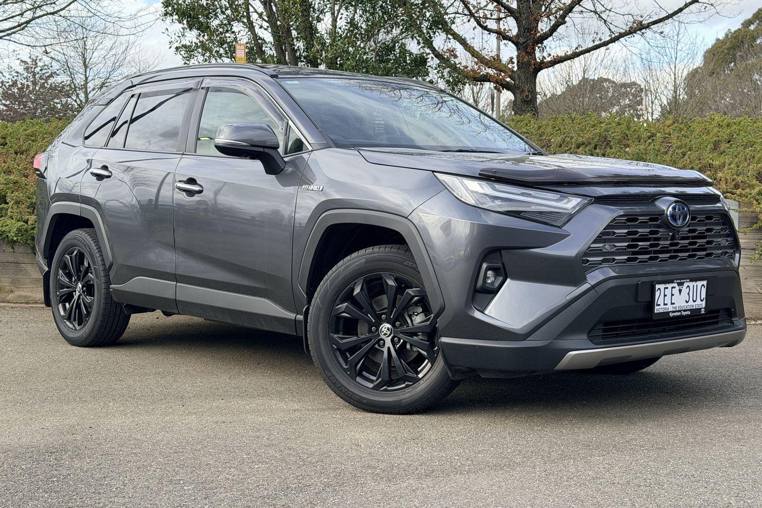 2023 Toyota RAV4 Cruiser 2WD in Silver