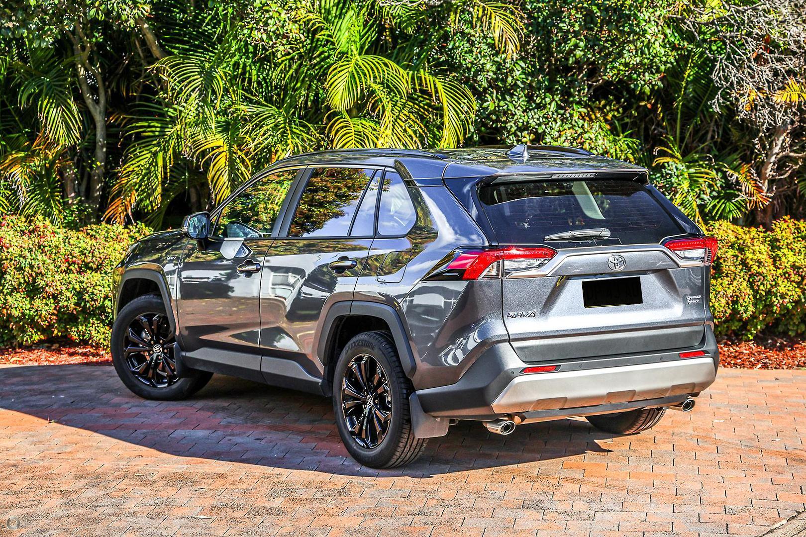2025 Toyota RAV4 Cruiser 2WD in Silver
