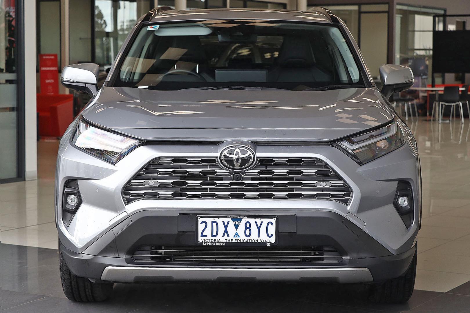 2025 Toyota RAV4 Cruiser 2WD in Silver