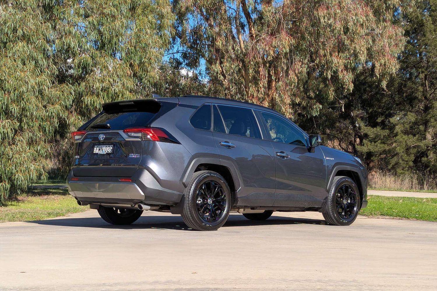 2024 Toyota RAV4 Cruiser 2WD in Silver