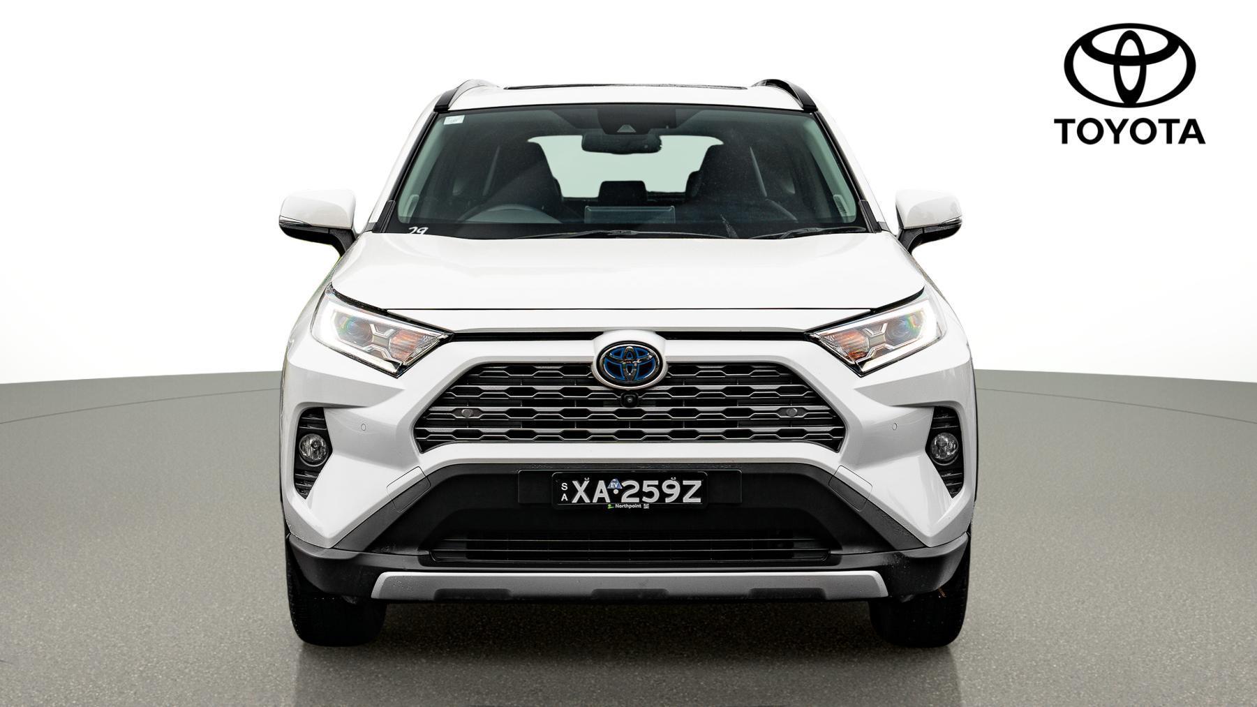 2021 Toyota RAV4 Cruiser 2WD in White