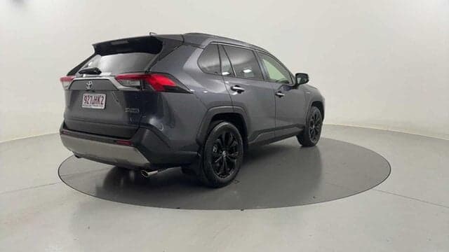 2023 Toyota RAV4 Cruiser 2WD in Silver