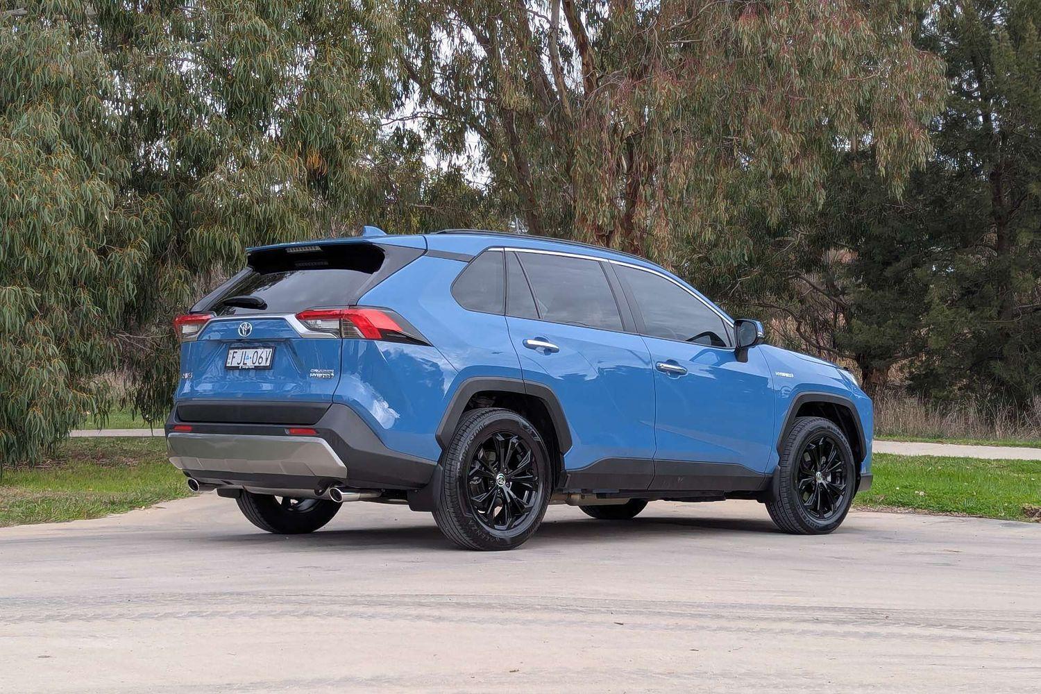 2024 Toyota RAV4 Cruiser in Blue