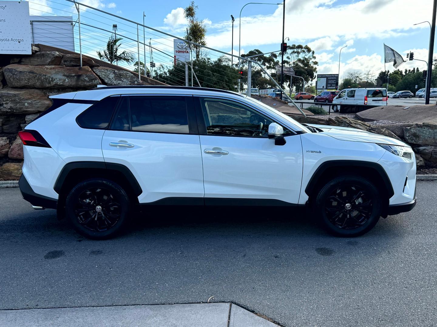 2024 Toyota RAV4 Cruiser 2WD in White