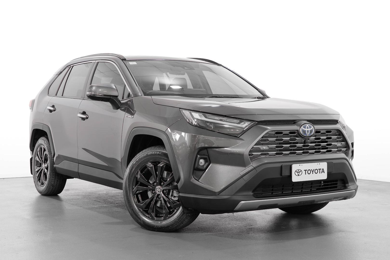 2024 Toyota RAV4 Cruiser 2WD in Silver