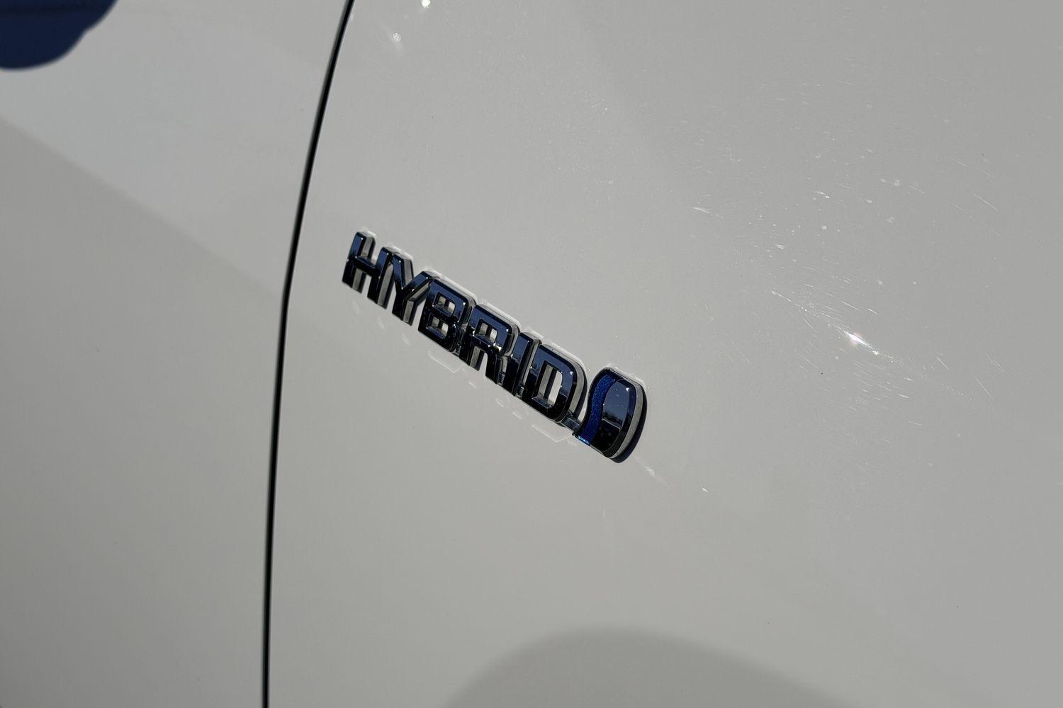 2021 Toyota RAV4 Cruiser 2WD in White
