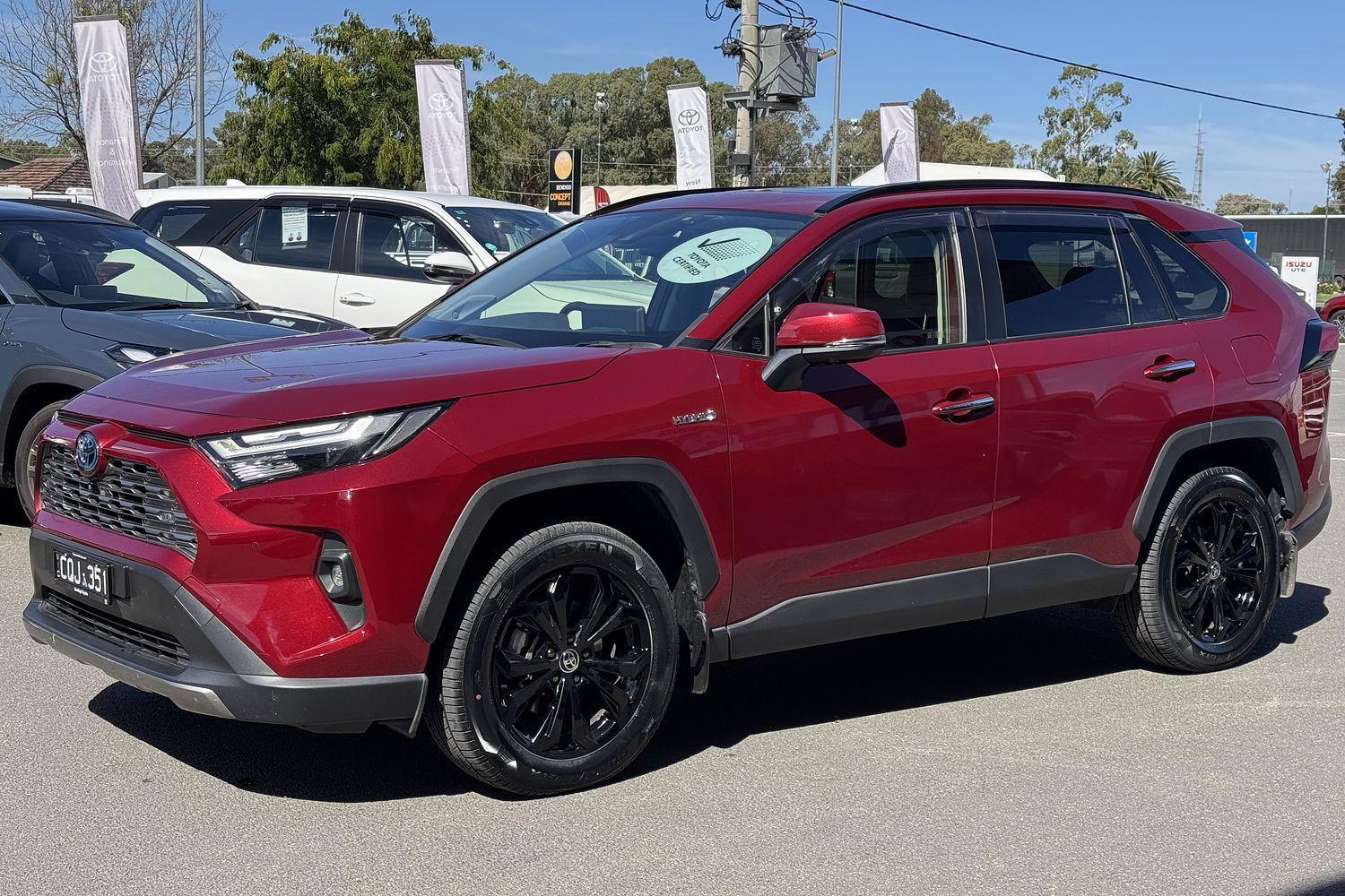 2023 Toyota RAV4 Cruiser in Red