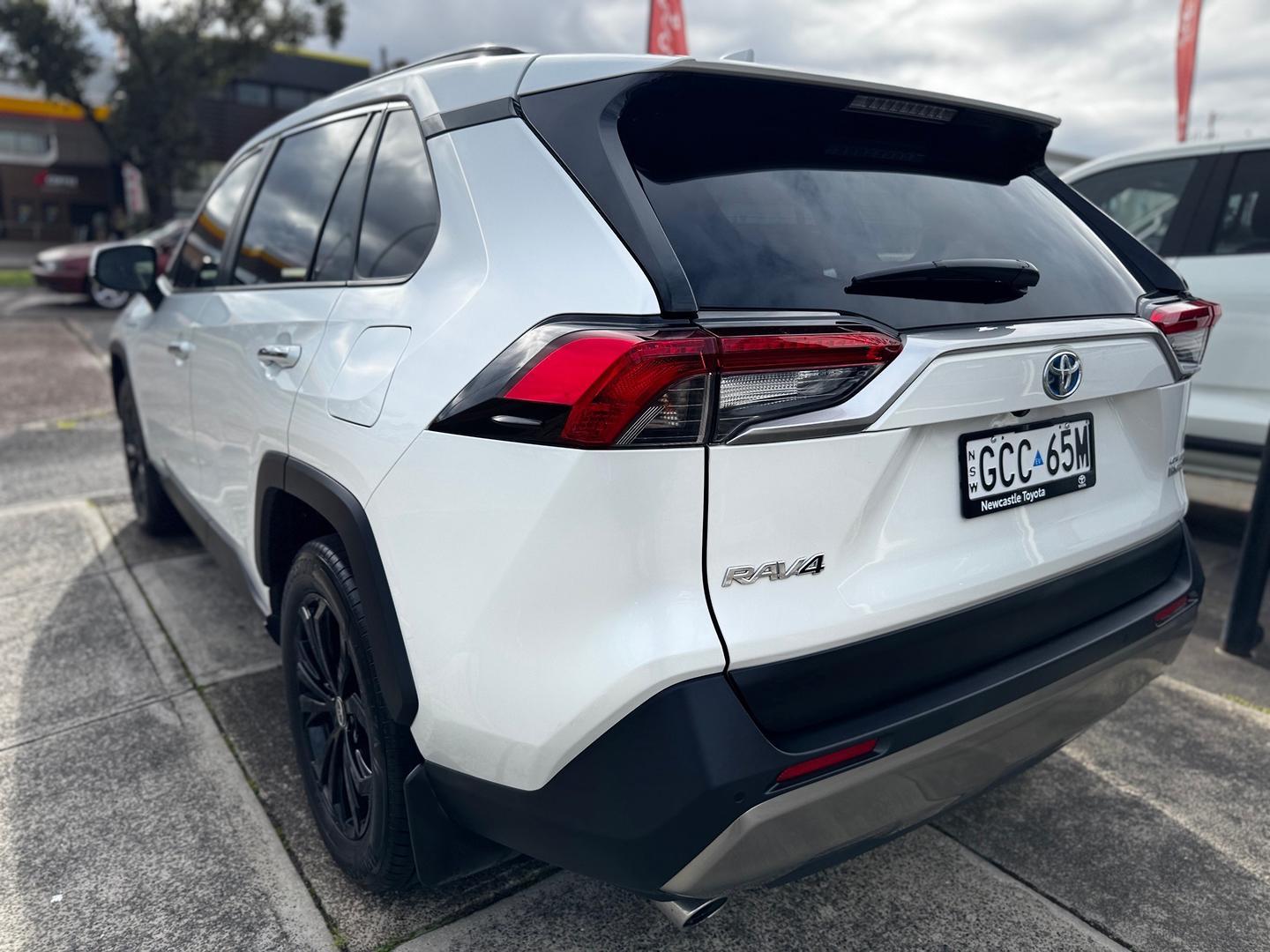 2023 Toyota RAV4 Cruiser 2WD in White