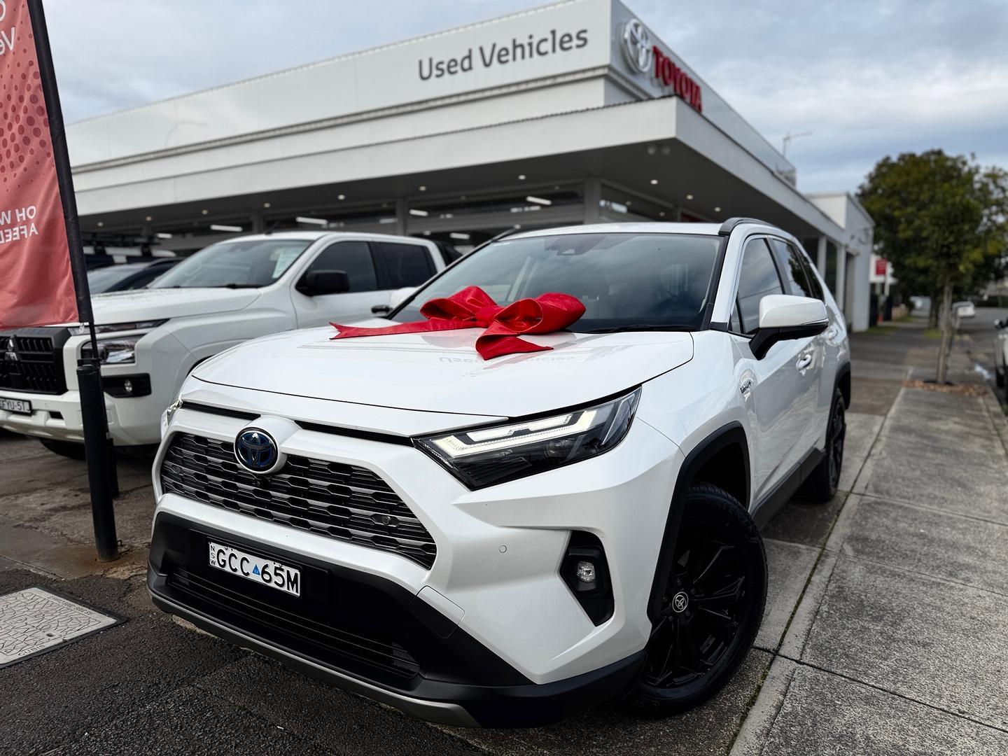 2023 Toyota RAV4 Cruiser 2WD in White