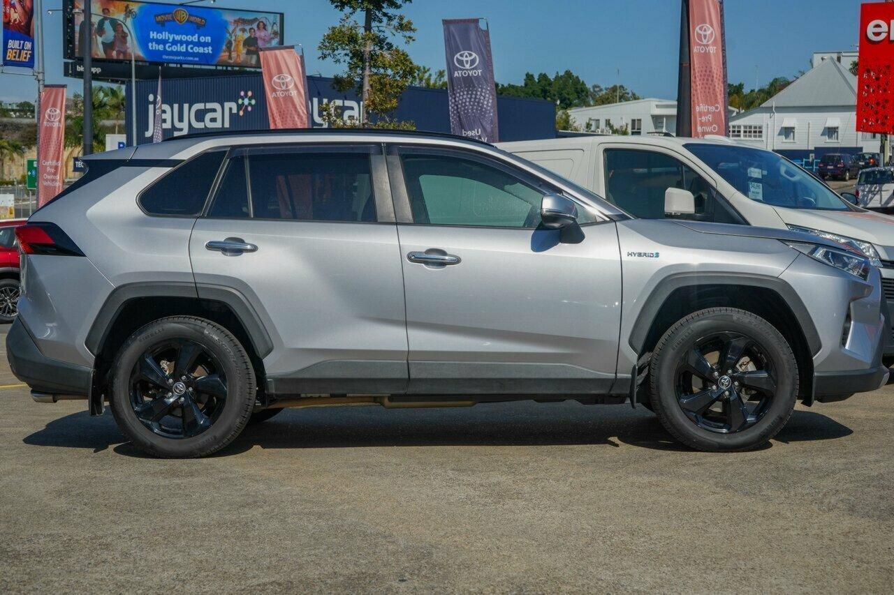 2021 Toyota RAV4 Cruiser 2WD in Silver