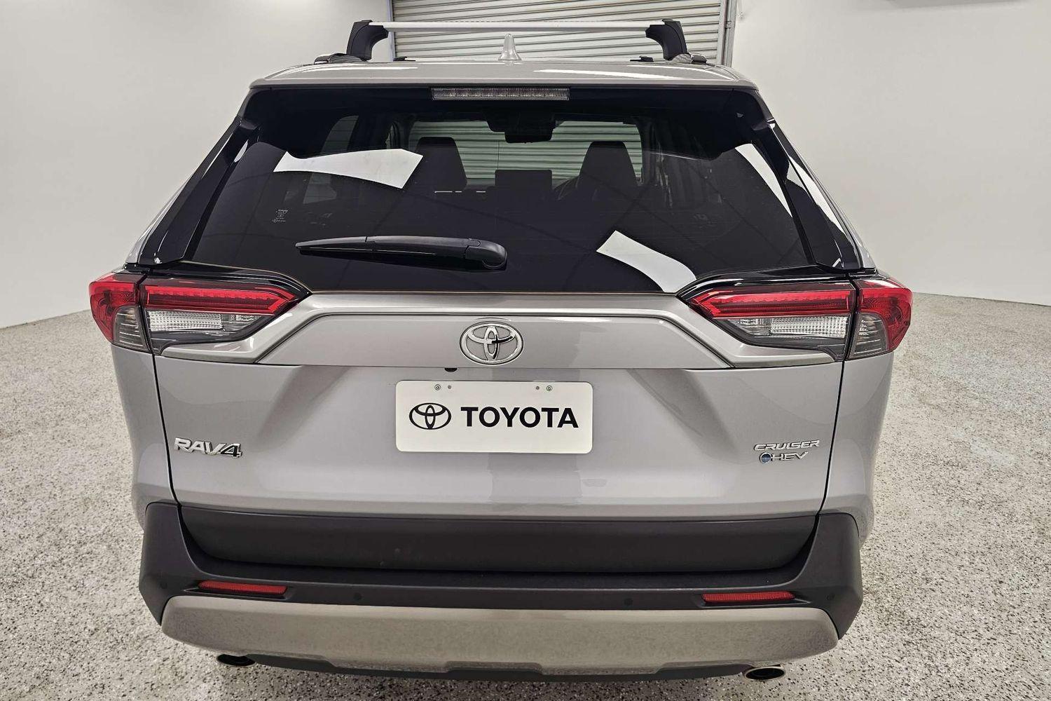 2025 Toyota RAV4 Cruiser 2WD in Silver