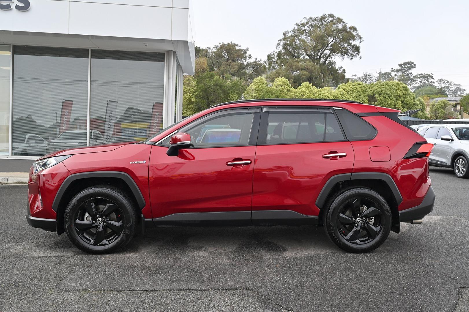 2020 Toyota RAV4 Cruiser 2WD in Red