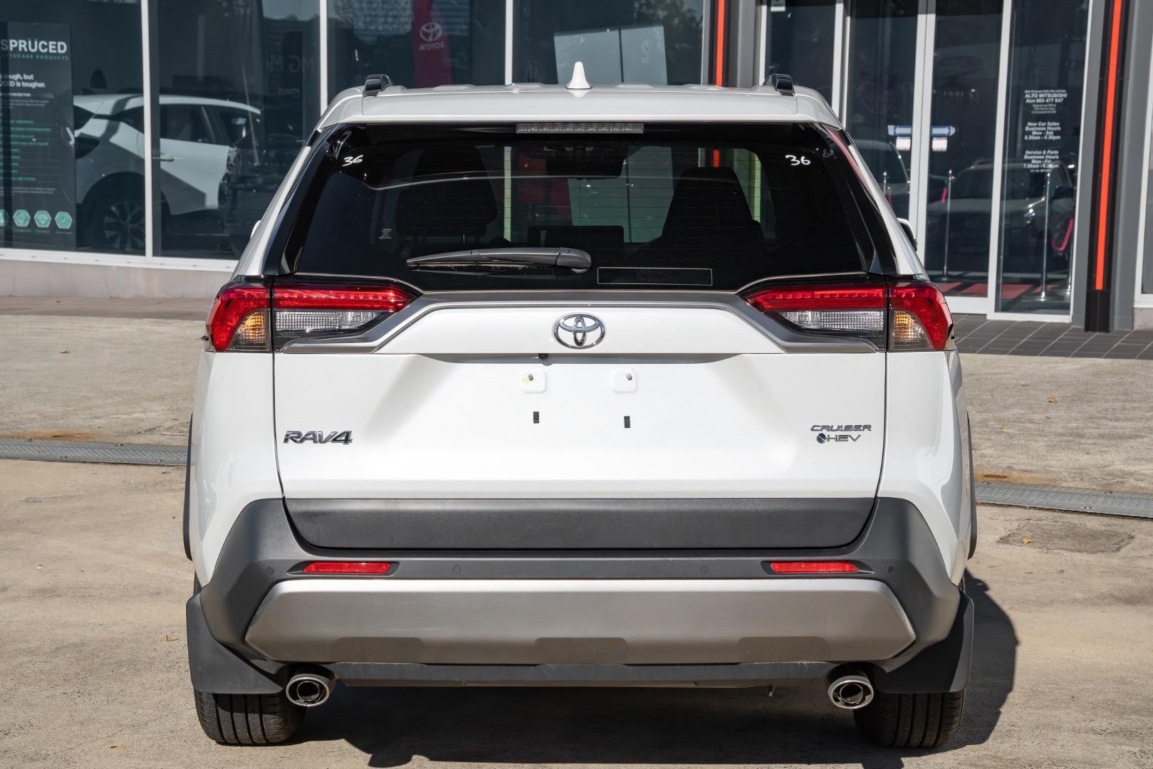 2025 Toyota RAV4 Cruiser 2WD in White