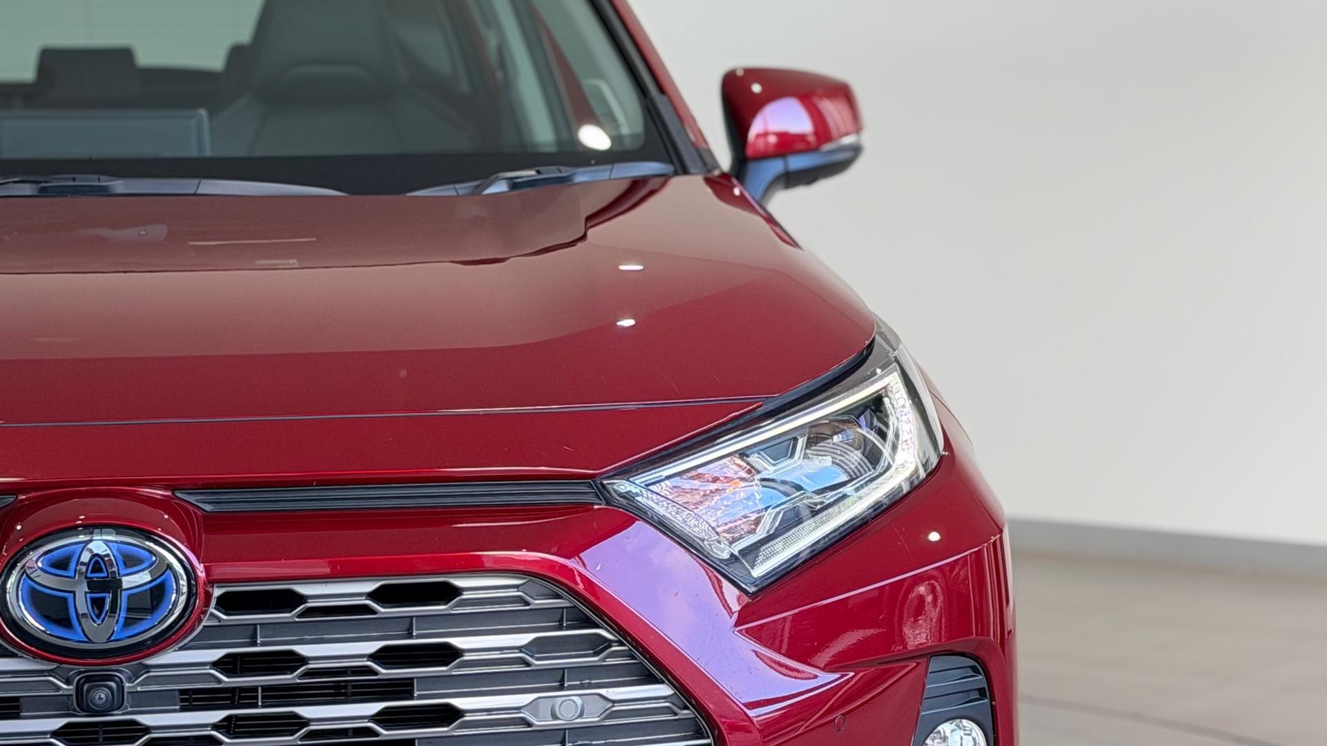 2019 Toyota RAV4 Cruiser 2WD in Red