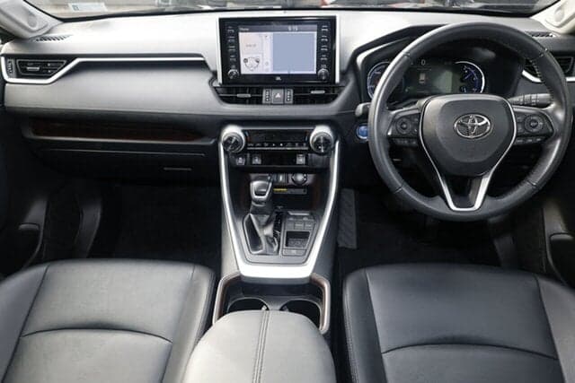 2020 Toyota RAV4 Cruiser in Black