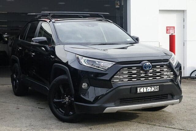 2020 Toyota RAV4 Cruiser in Black