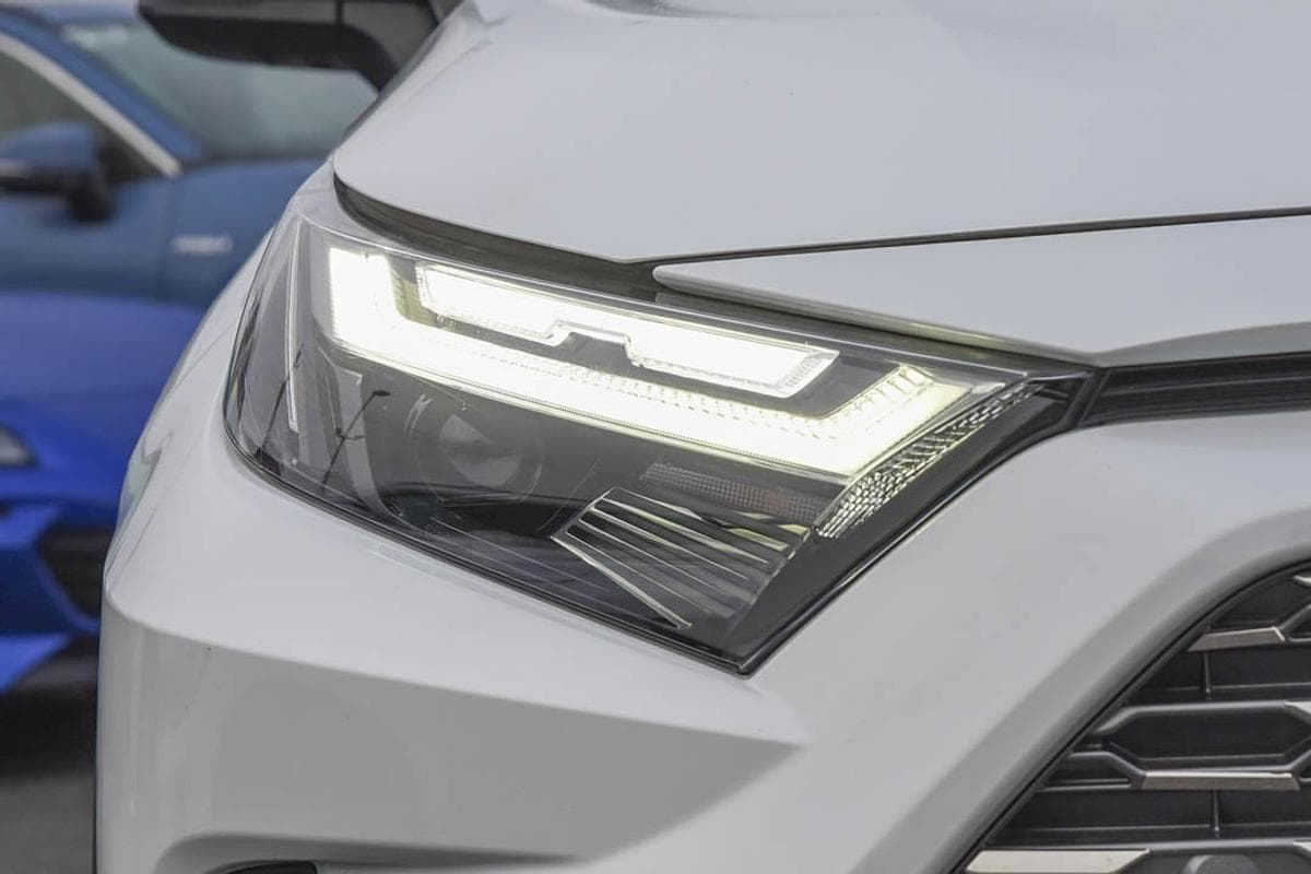 2023 Toyota RAV4 Cruiser 2WD in White