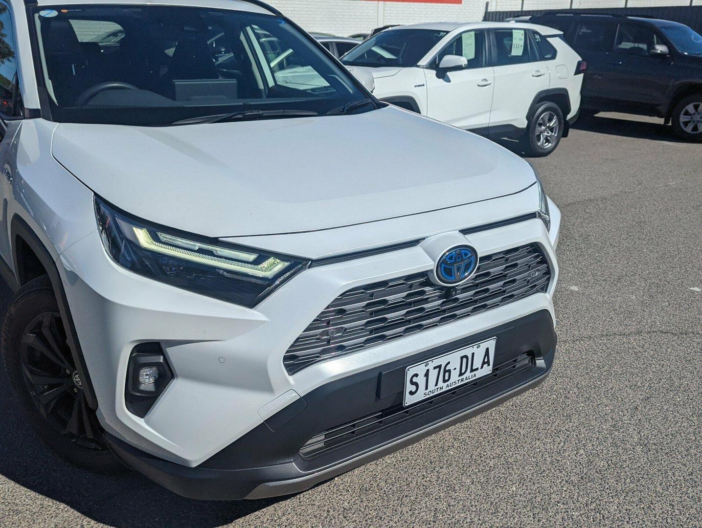 2023 Toyota RAV4 Cruiser 2WD in White