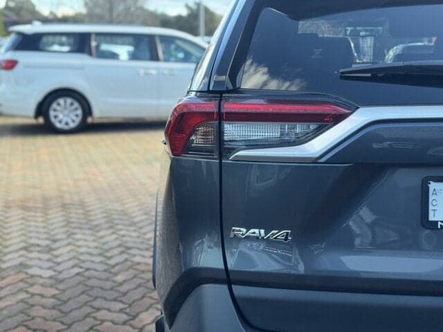 2024 Toyota RAV4 Cruiser in Silver