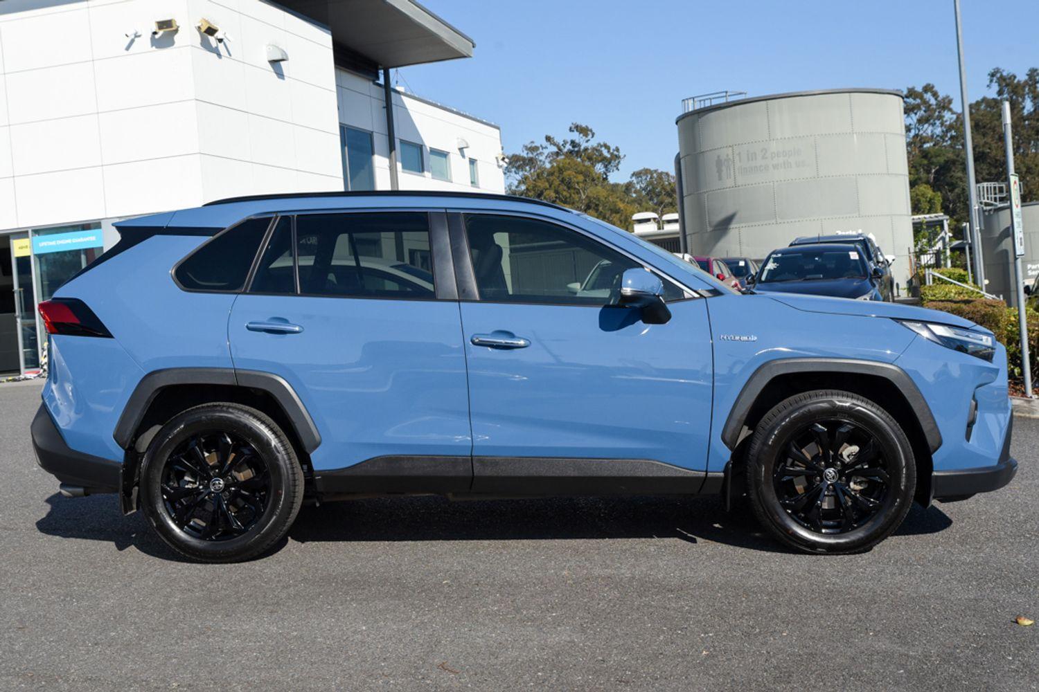 2022 Toyota RAV4 Cruiser 2WD in Blue