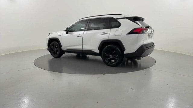 2021 Toyota RAV4 Cruiser 2WD in White