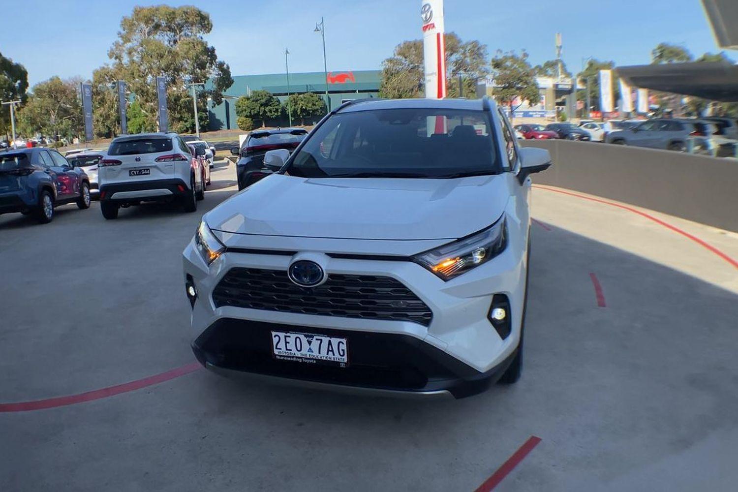 2023 Toyota RAV4 Cruiser 2WD in White