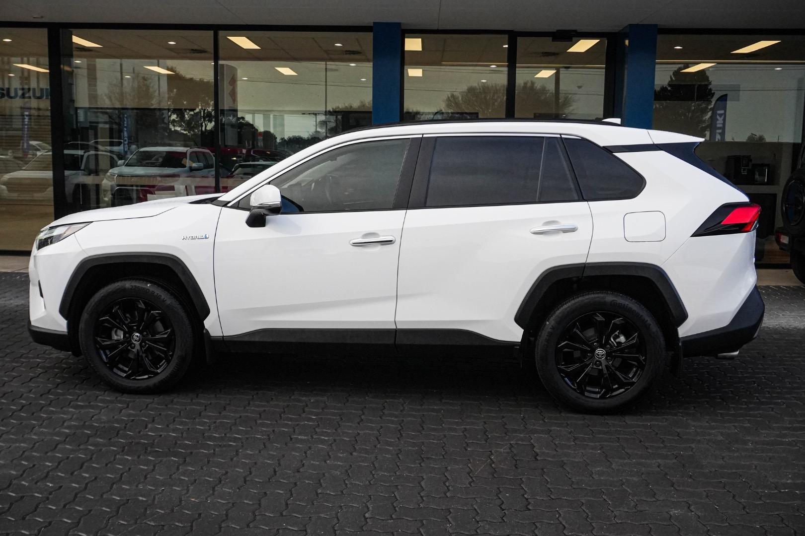 2023 Toyota RAV4 Cruiser 2WD in White
