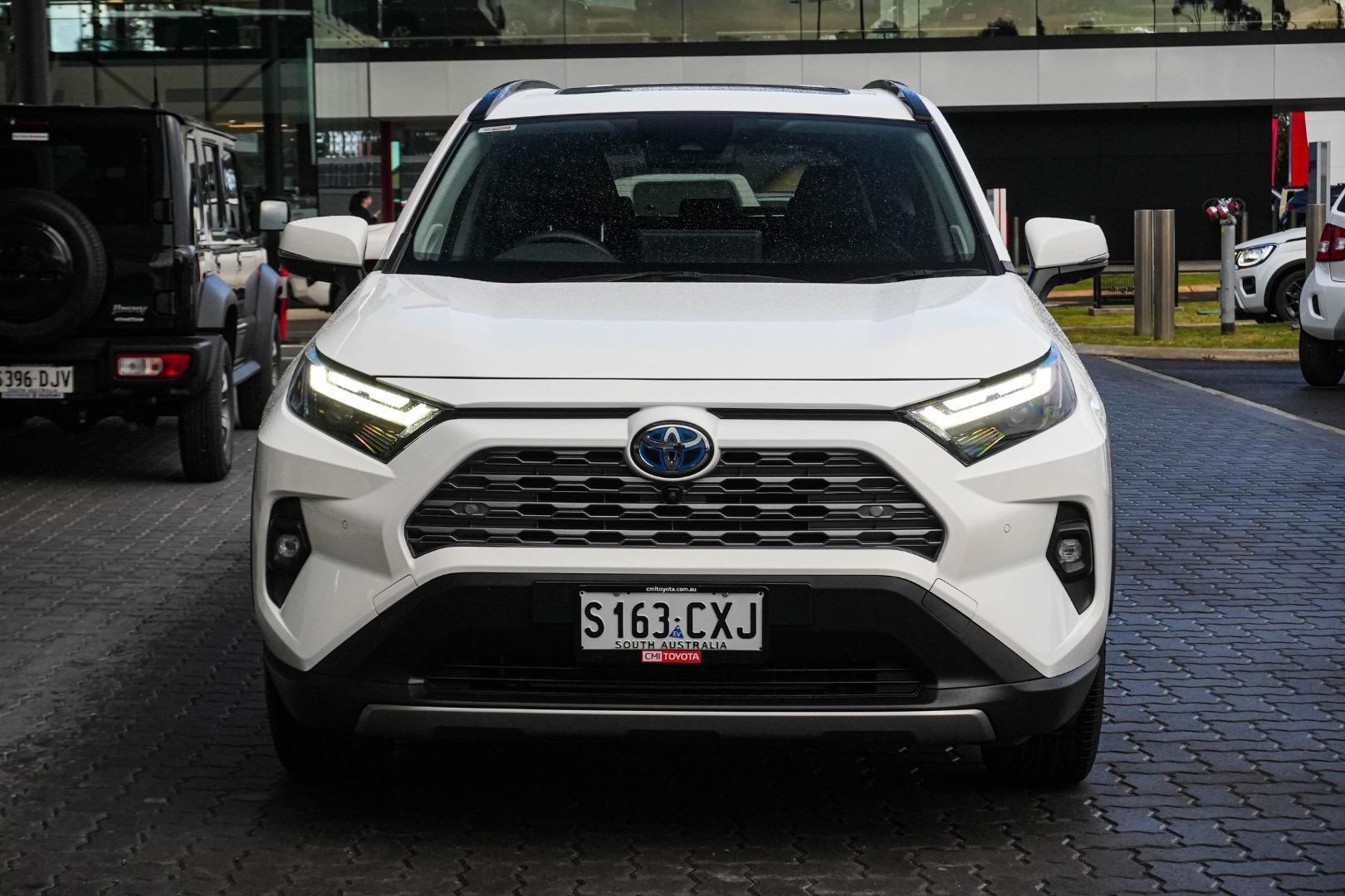 2023 Toyota RAV4 Cruiser 2WD in White