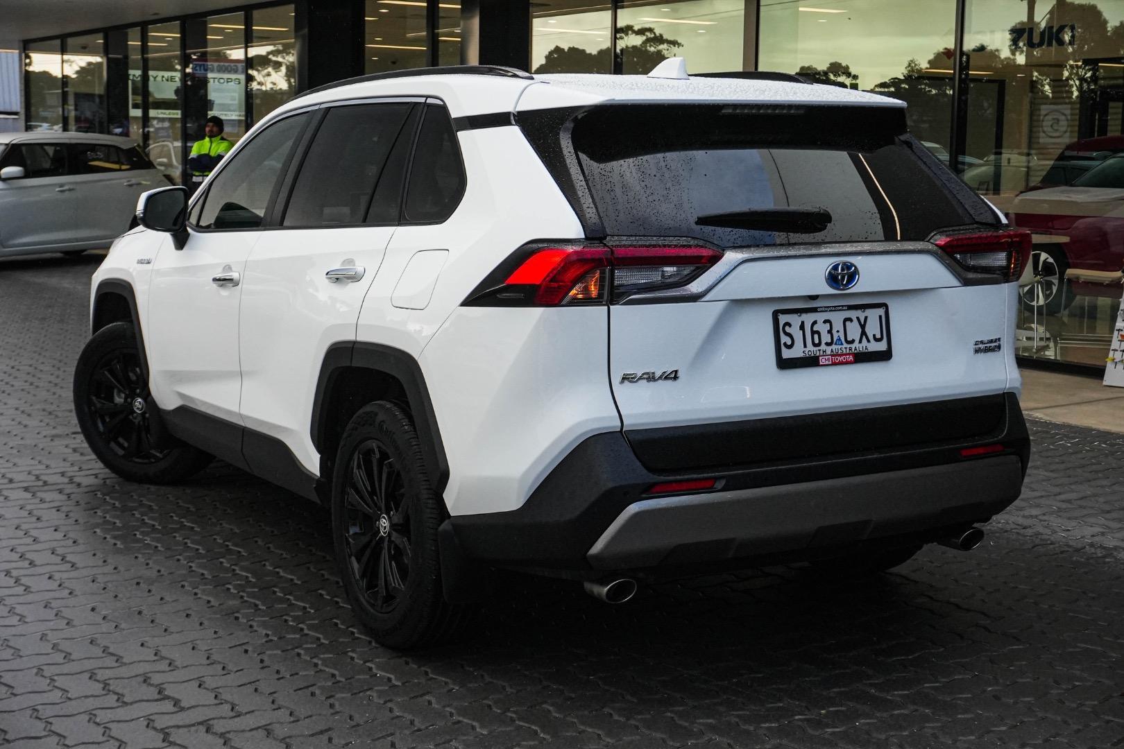 2023 Toyota RAV4 Cruiser 2WD in White