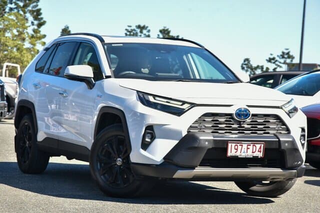 2022 Toyota RAV4 Cruiser 2WD in White