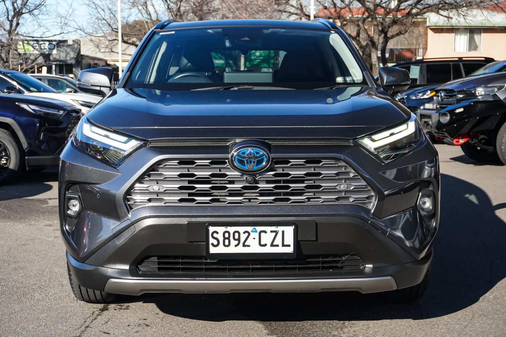 2024 Toyota RAV4 Cruiser 2WD in Silver