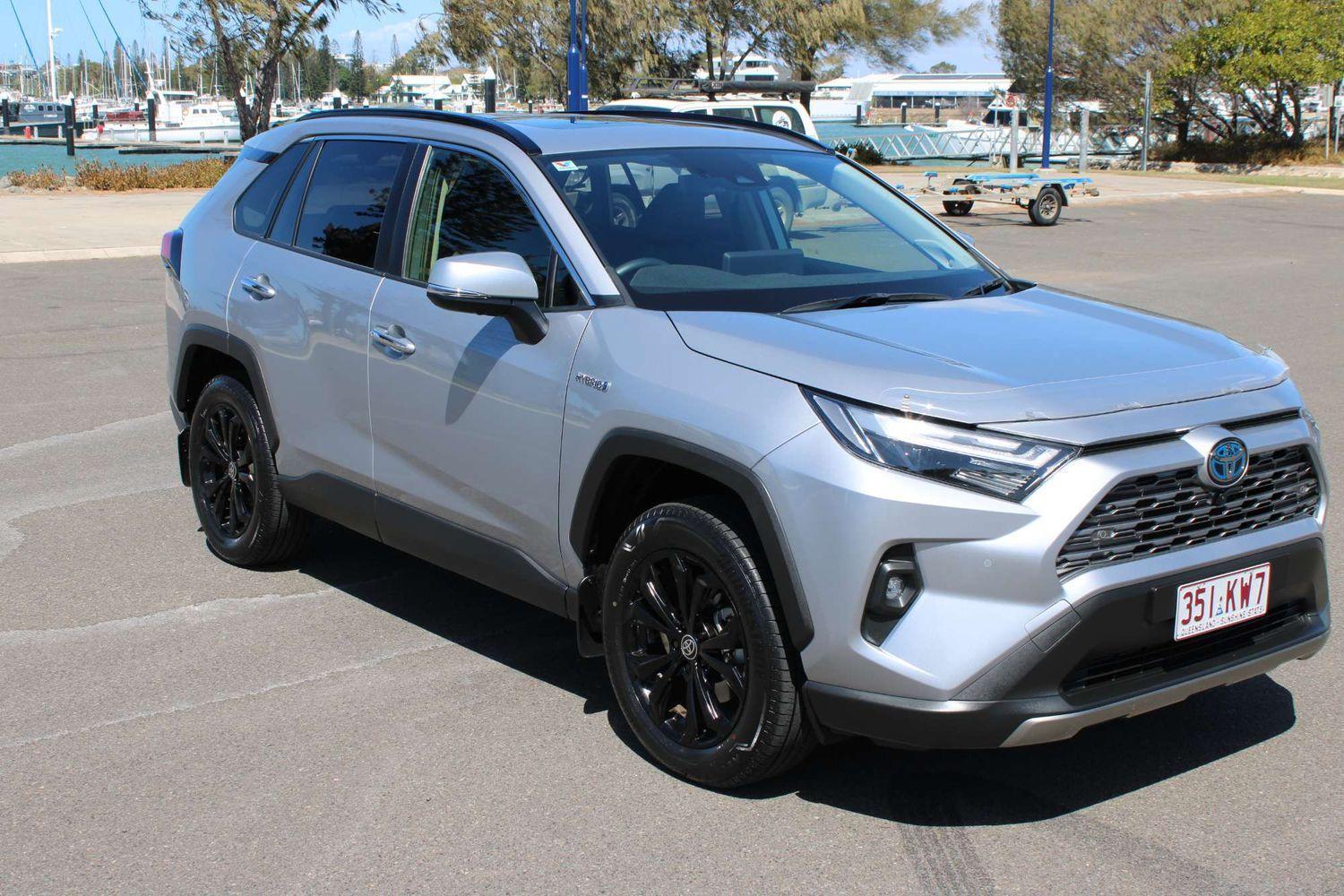 2024 Toyota RAV4 Cruiser 2WD in Silver