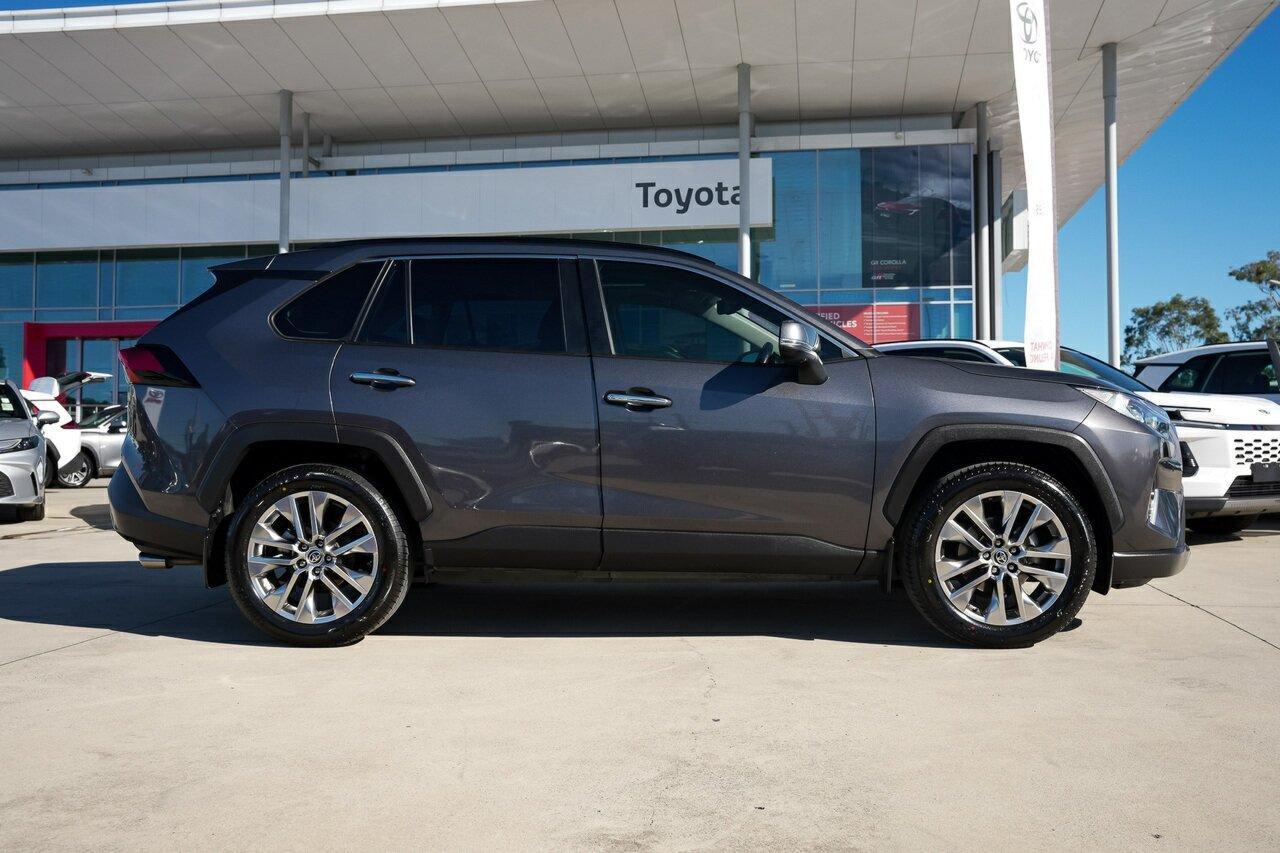 2021 Toyota RAV4 Cruiser 2WD in Silver