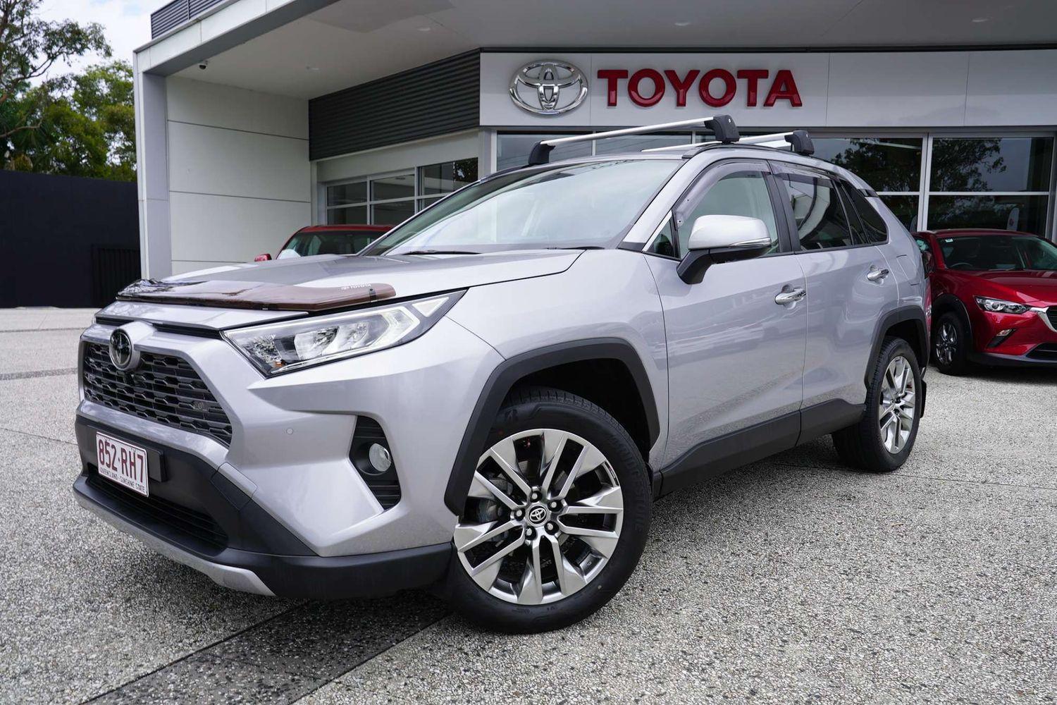 2021 Toyota RAV4 Cruiser 2WD in Silver